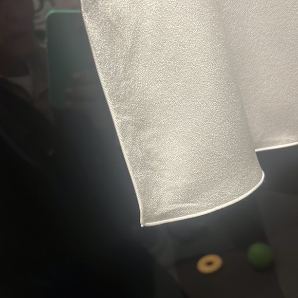 Sleeveless Top - Picture 4 of 4